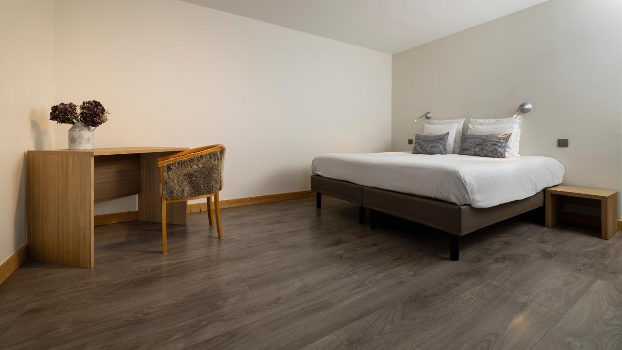 One-Bedroom Apartment,1660304335:JPEG